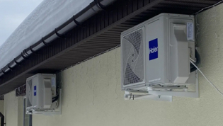 Монтаж 2 сплит-систем Haier Flexis в загородном доме